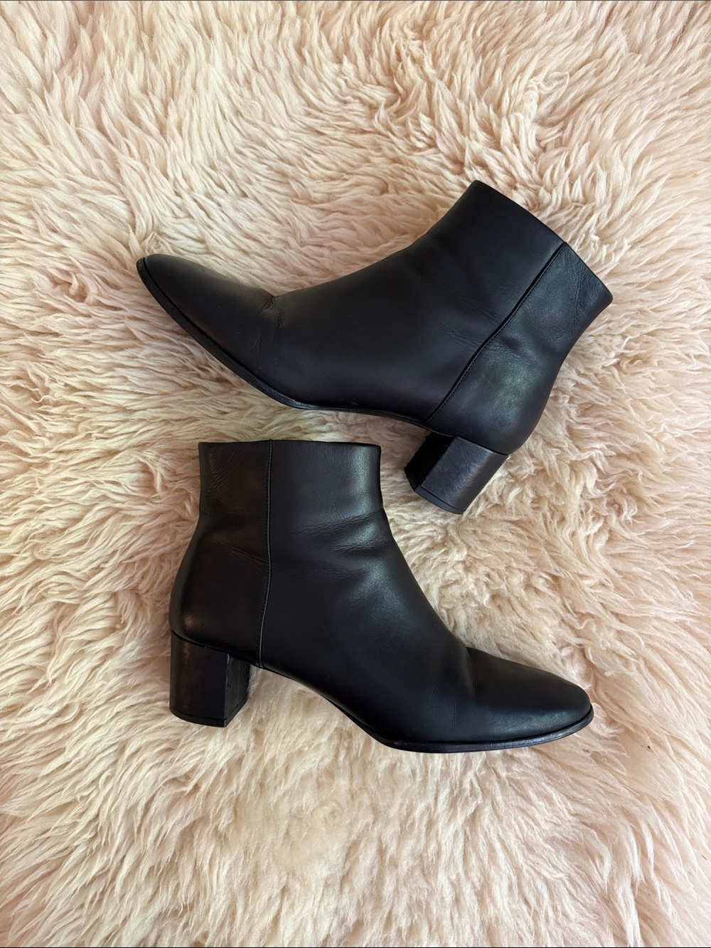 Via Spiga Black Leather Ankle Booties